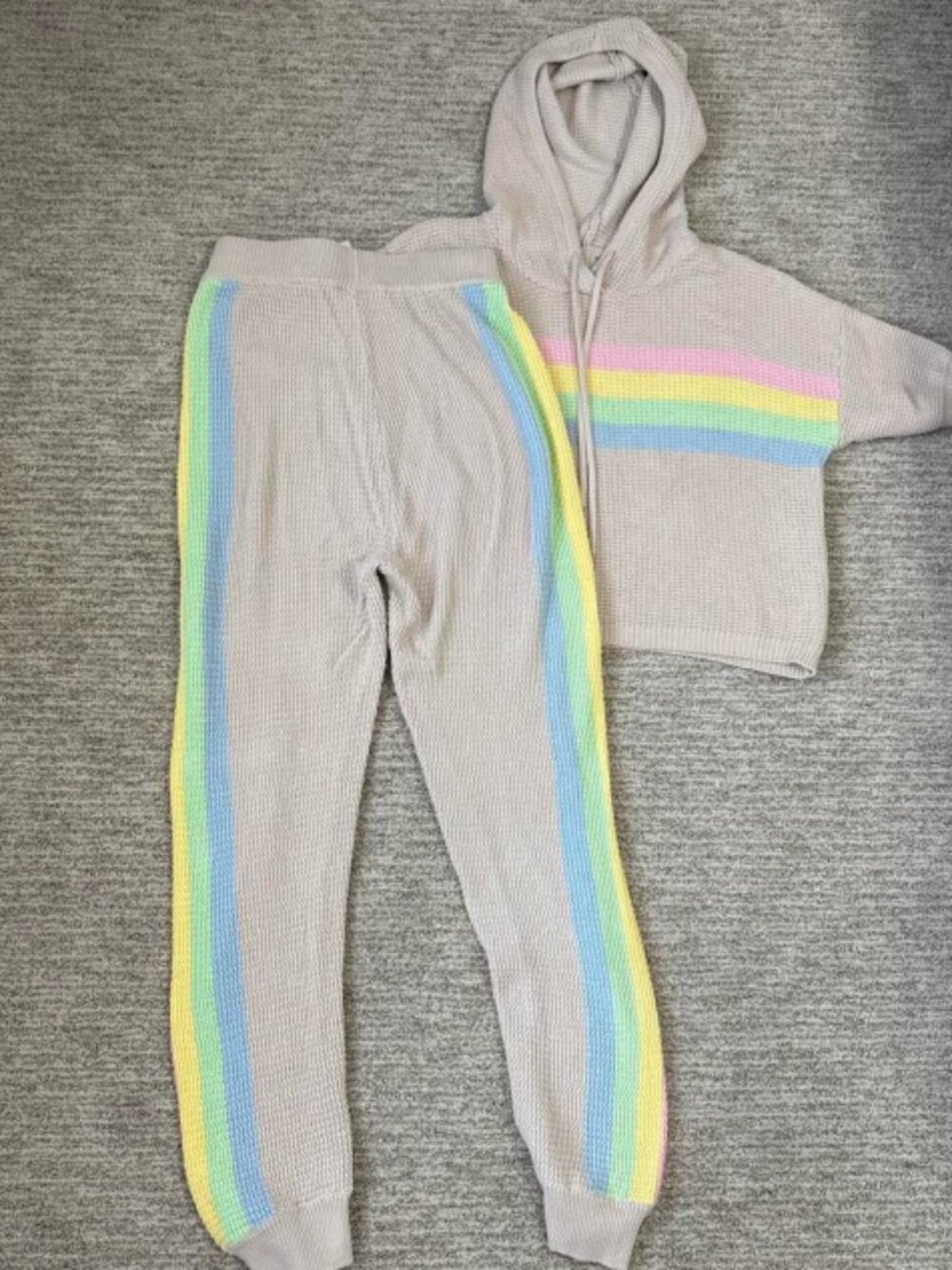 EUC Anthropologie Avignon Rainbow Lounge Set M